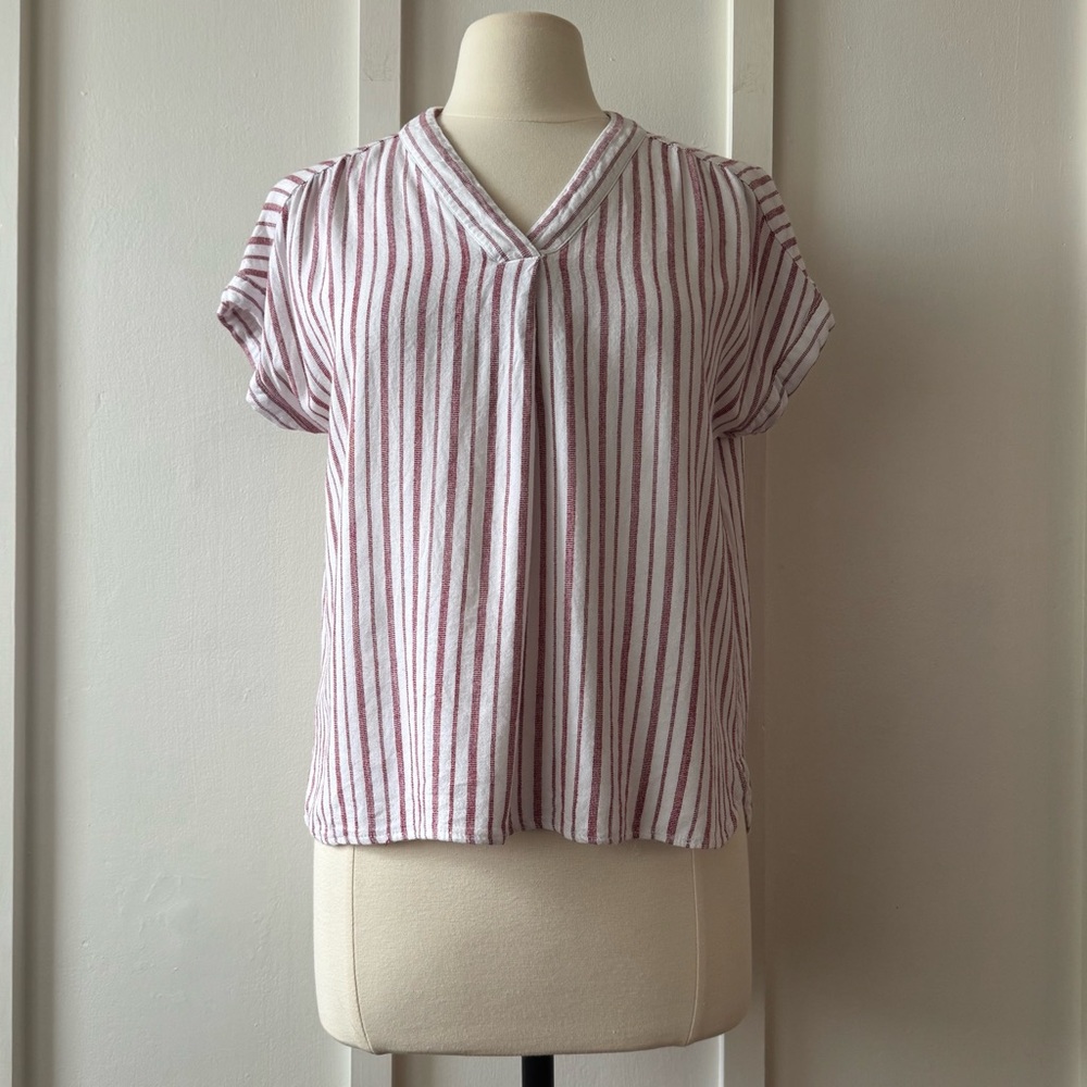 Nine‎ West Jeans Red & White Striped V-Neck Top – Size M